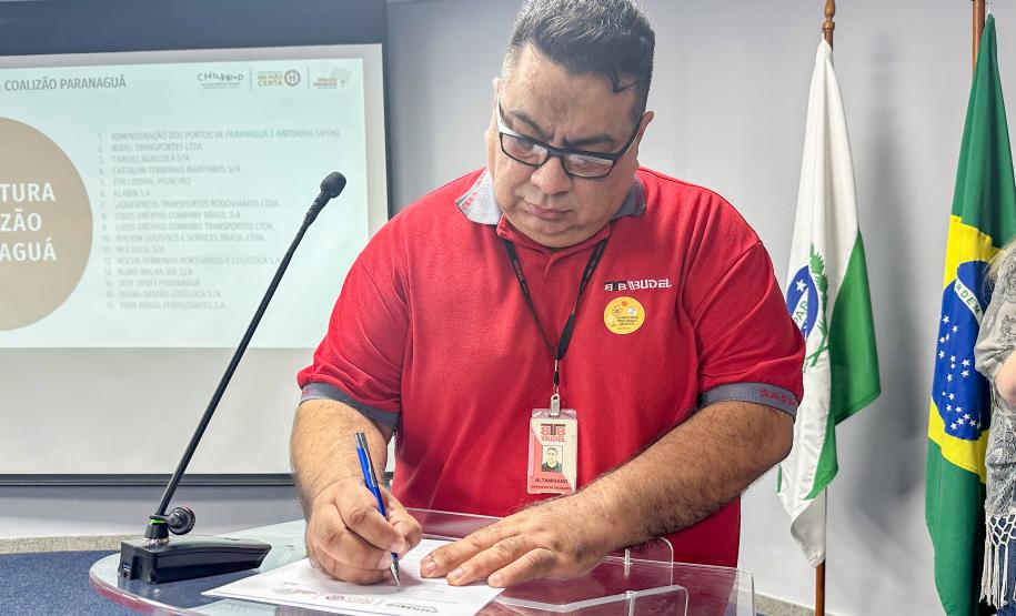Portos do Paraná assume compromisso público contra exploração sexual infantil