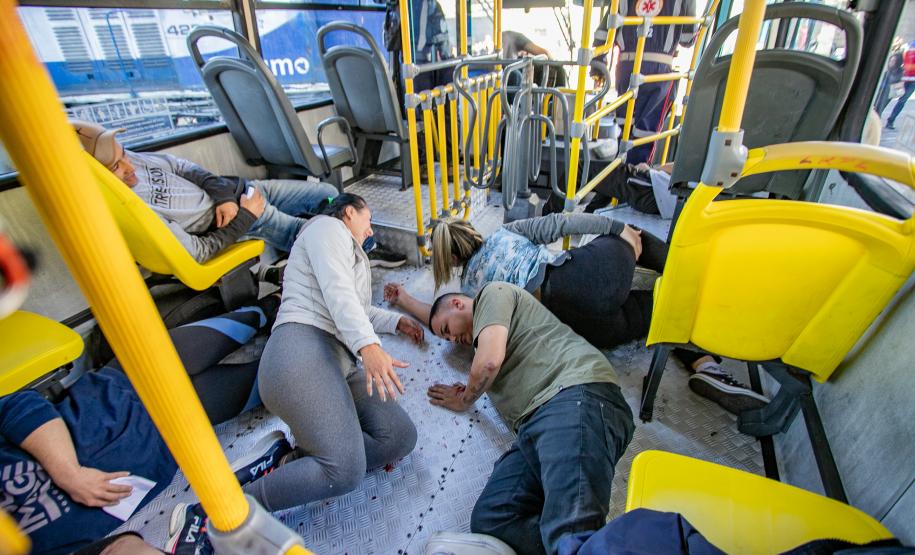 Acidente simulado envolvendo trem e veículos mostra união da comunidade portuária de Paranaguá