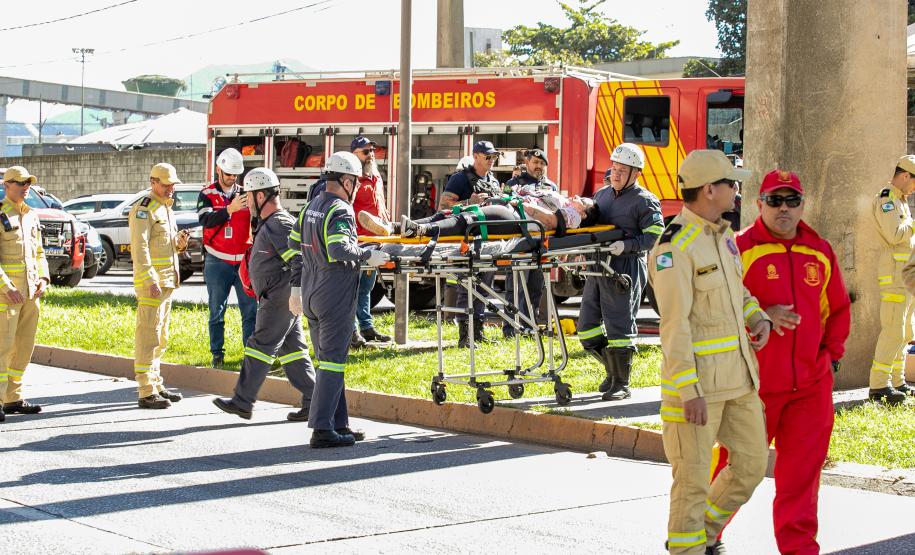 Acidente simulado envolvendo trem e veículos mostra união da comunidade portuária de Paranaguá