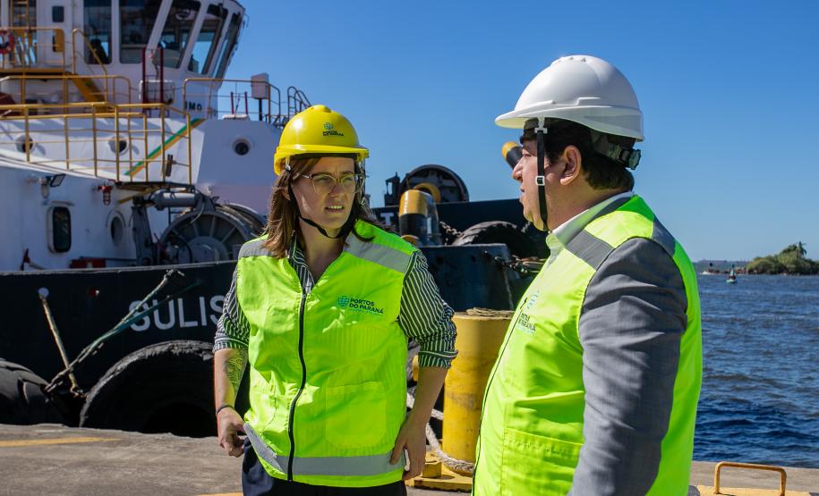 Vice-cônsul dos EUA em São Paulo visita o Porto de Paranaguá