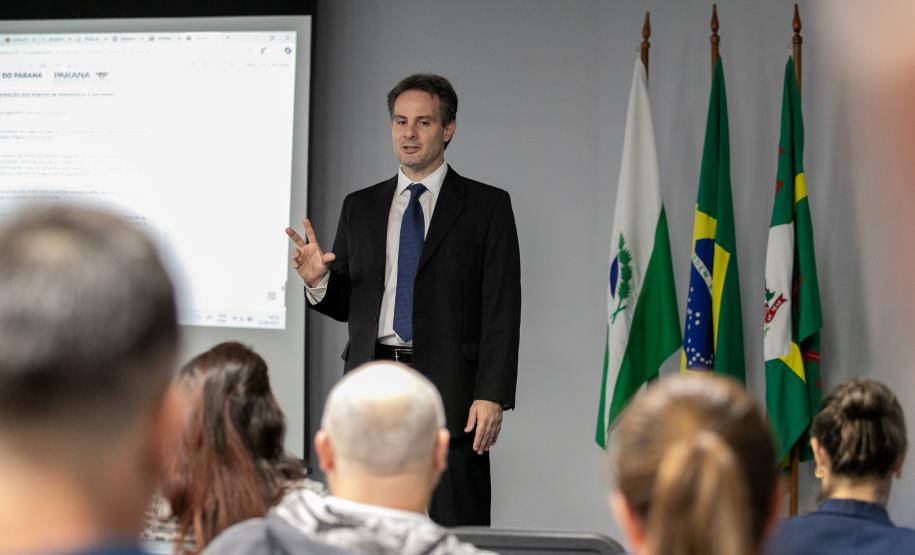 Foco na terceirização encerra ciclo de capacitação na Portos do Paraná