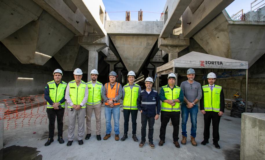 Diretores da Portos do Paraná realizam visita técnica ao Moegão