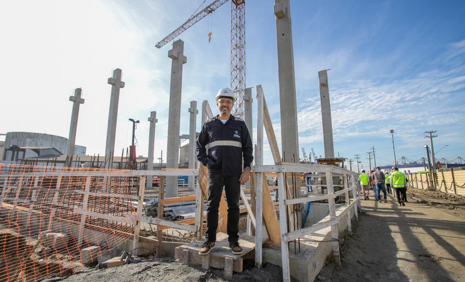 Diretores da Portos do Paraná realizam visita técnica ao Moegão