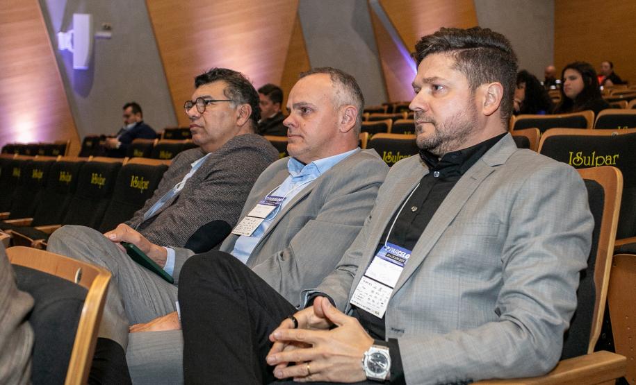Portos do Paraná destaca eficiência e futuro logístico na abertura da Parcelog 2025