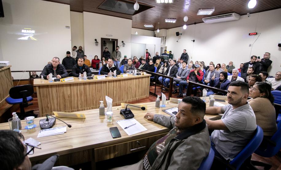 Portos do Paraná detalha obra de pavimentação em Antonina durante sessão na Câmara