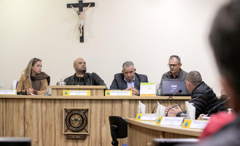 Portos do Paraná detalha obra de pavimentação em Antonina durante sessão na Câmara