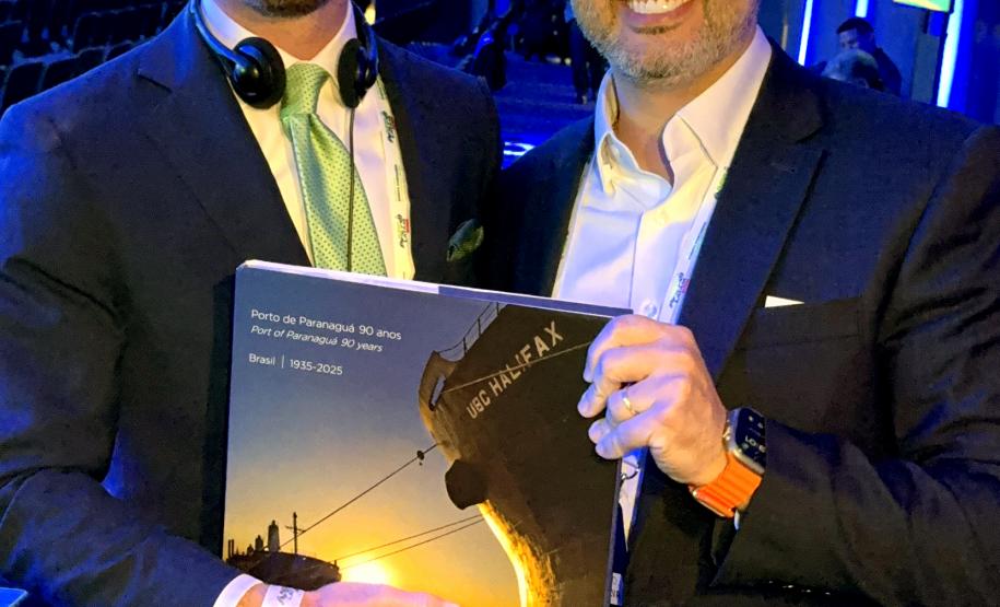 Paraná no topo: empresa pública recebe prêmios de desempenho e sustentabilidade no setor portuário