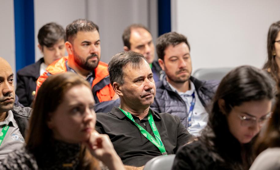 Capacitação sobre novo regulamento de licitação reforça governança na Portos do Paraná