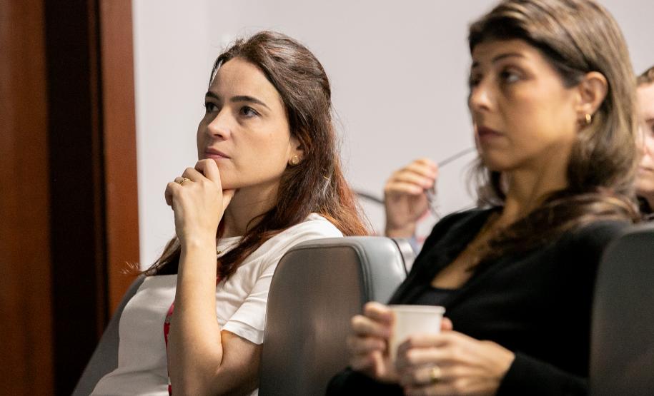 Capacitação sobre novo regulamento de licitação reforça governança na Portos do Paraná