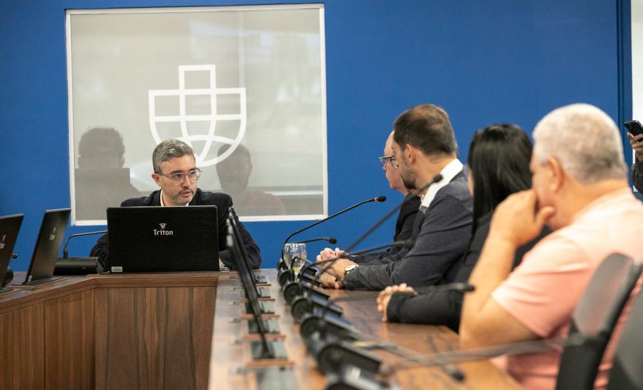 Vereadores de Paranaguá participam de reunião com presidência da Portos do Paraná