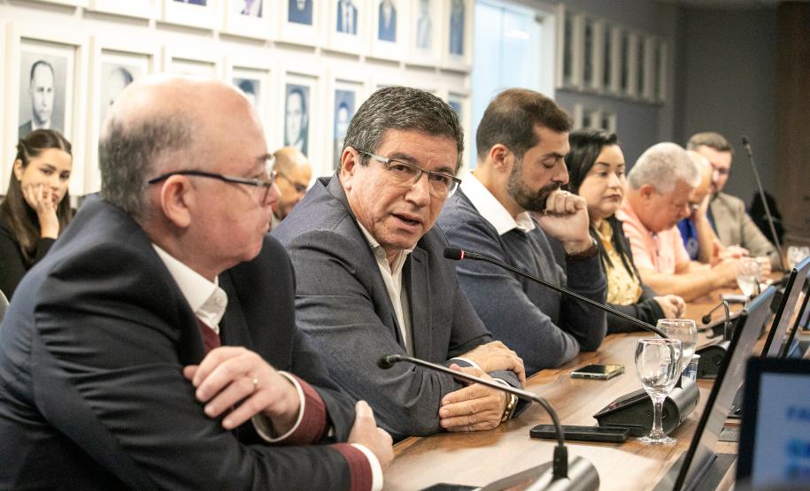 Vereadores de Paranaguá participam de reunião com presidência da Portos do Paraná