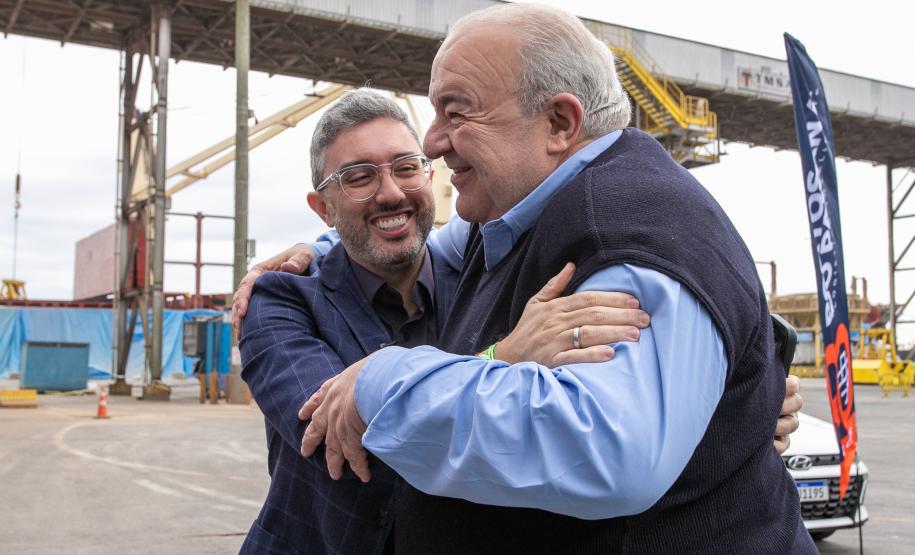 Portos paranaenses investem R$ 27 milhões em alta tecnologia para atendimento a emergências