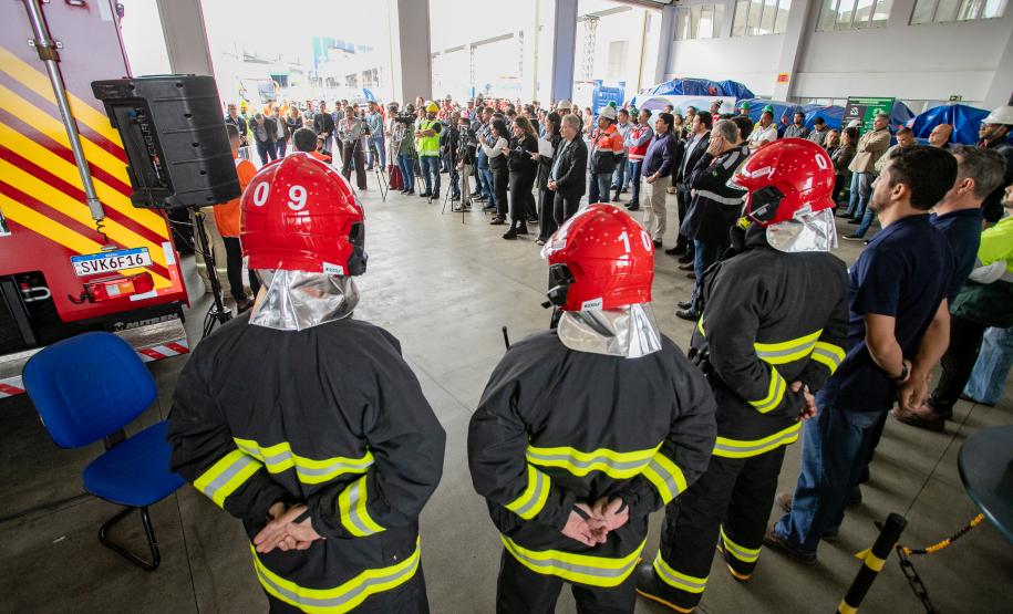 Portos paranaenses investem R$ 27 milhões em alta tecnologia para atendimento a emergências