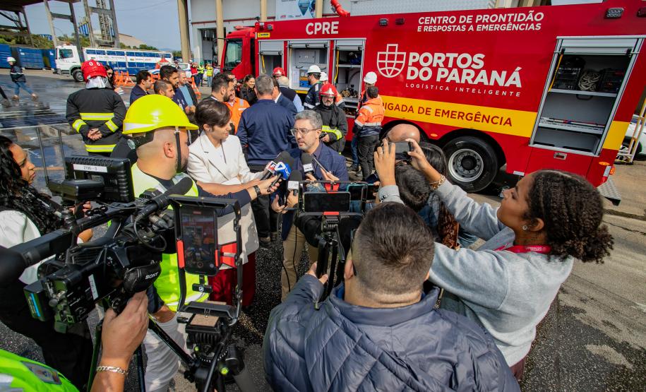 Portos paranaenses investem R$ 27 milhões em alta tecnologia para atendimento a emergências