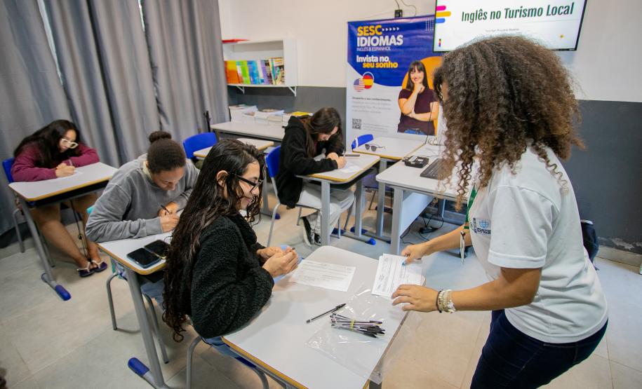 Portos do Paraná forma comerciantes em inglês na Ilha do Mel para reforçar receptivo turísticos