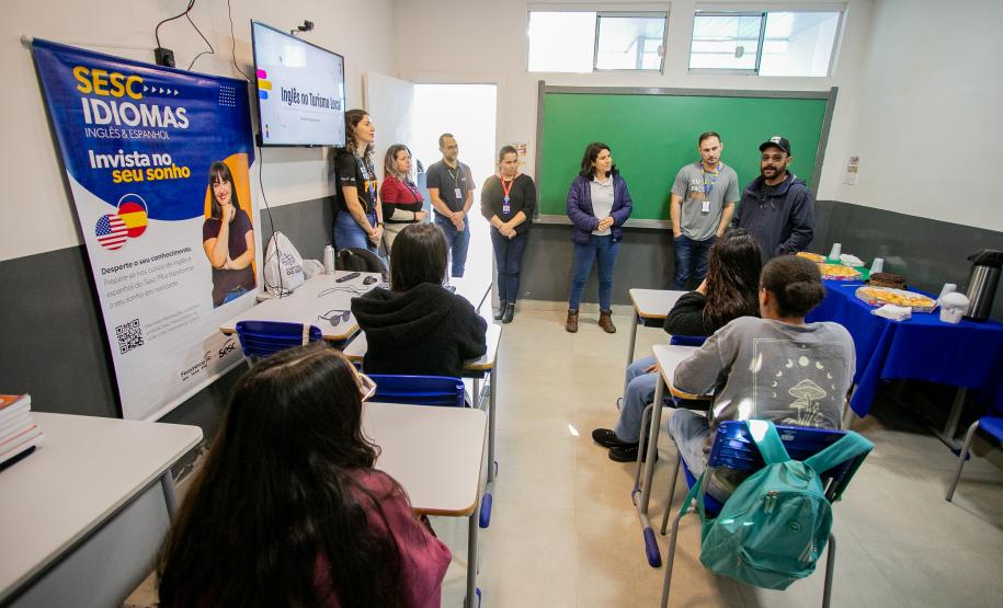 Portos do Paraná forma comerciantes em inglês na Ilha do Mel para reforçar receptivo turísticos