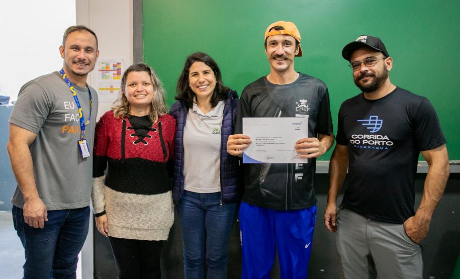 Portos do Paraná forma comerciantes em inglês na Ilha do Mel para reforçar receptivo turísticos