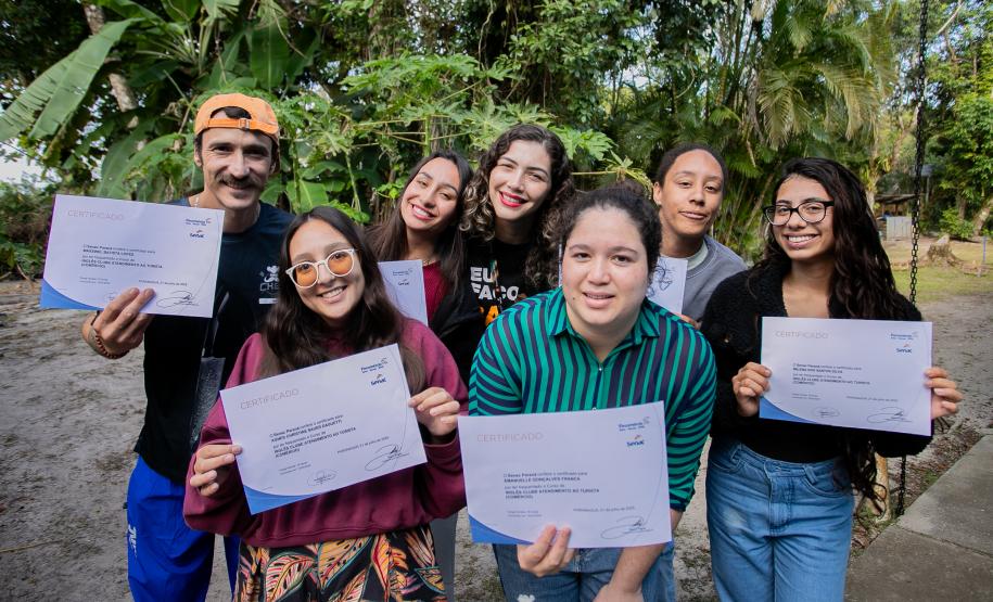 Portos do Paraná forma comerciantes em inglês na Ilha do Mel para reforçar receptivo turísticos
