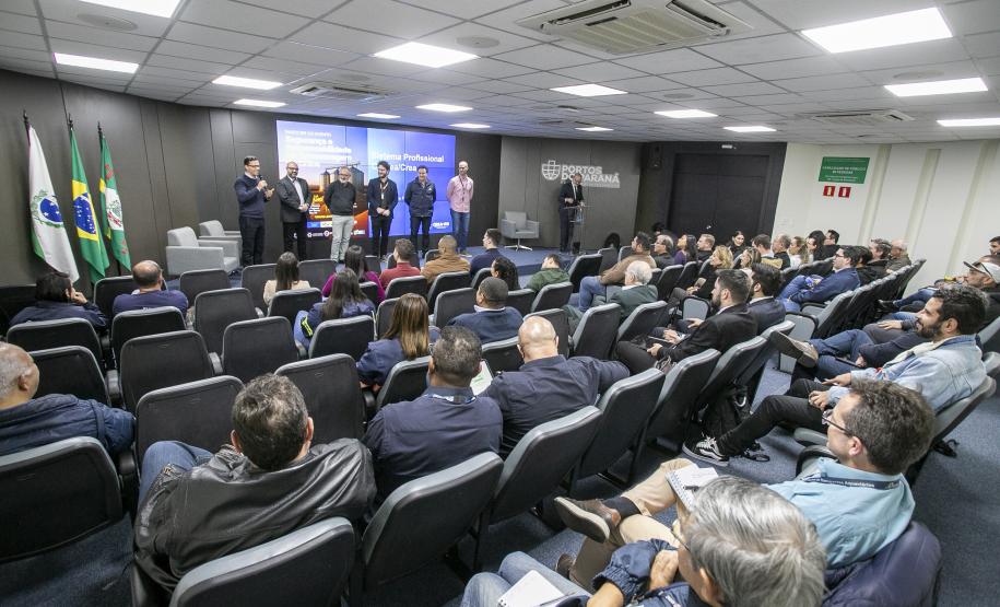 Porto de Paranaguá sedia seminário sobre segurança na armazenagem de grãos