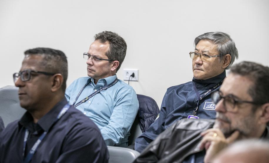Porto de Paranaguá sedia seminário sobre segurança na armazenagem de grãos