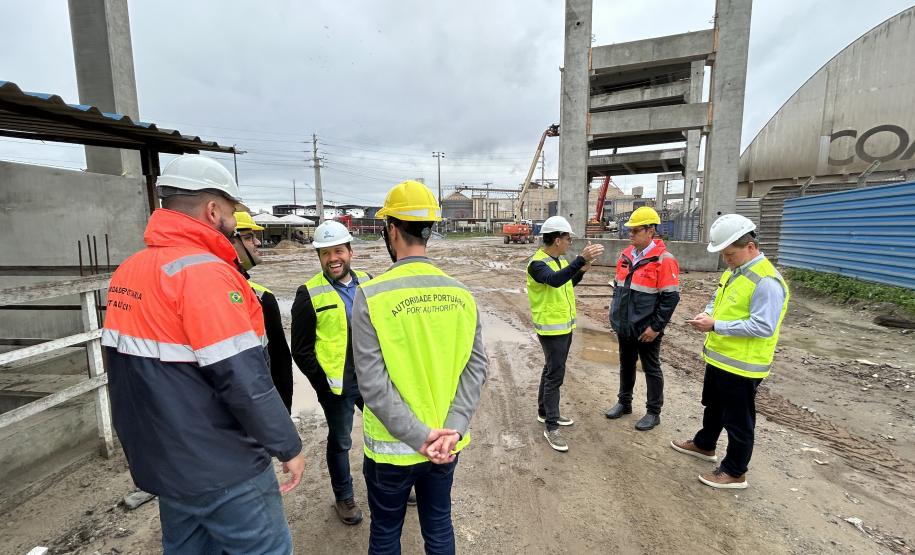 Engenharia pioneira do Moegão atrai autoridades portuárias brasileiras