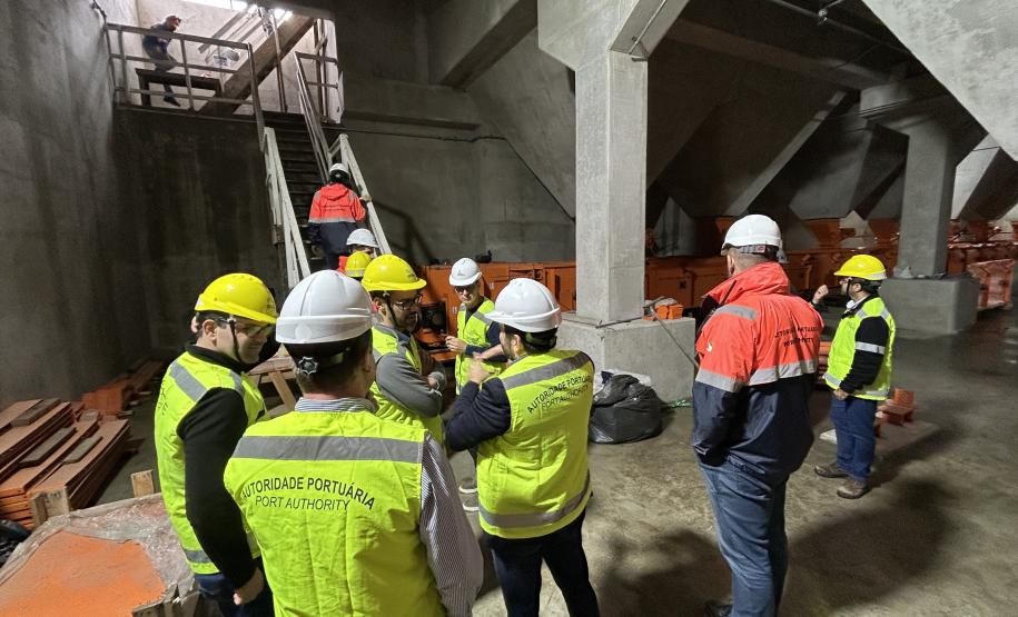 Engenharia pioneira do Moegão atrai autoridades portuárias brasileiras