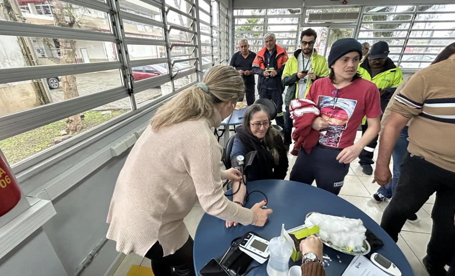 Secretaria da Saúde realiza ação no Porto de Paranaguá com atendimentos, testes e vacinas