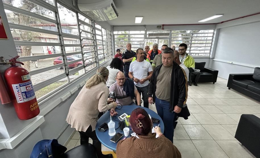 Secretaria da Saúde realiza ação no Porto de Paranaguá com atendimentos, testes e vacinas