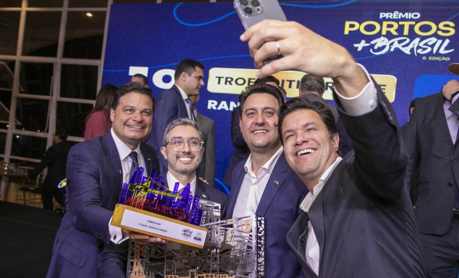 Portos do Paraná é hexacampeã do principal prêmio de gestão portuária do Brasil