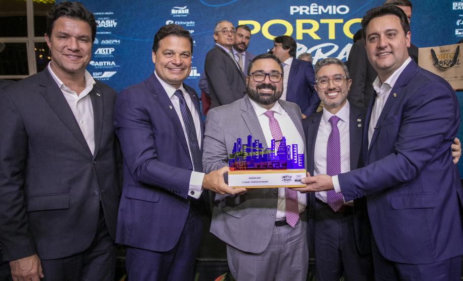 Portos do Paraná é hexacampeã do principal prêmio de gestão portuária do Brasil