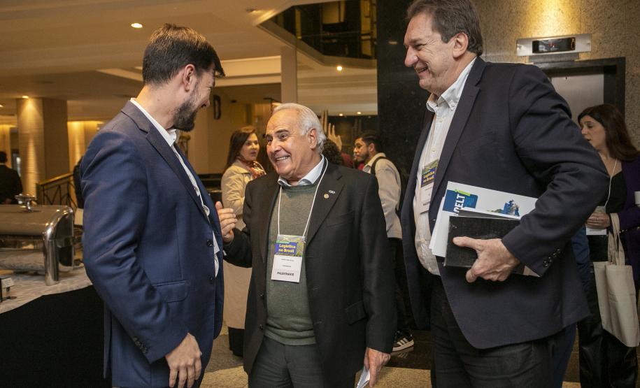 Portos do Paraná aponta inovação em concessão do canal de acesso durante debate sobre logística na Região Sul