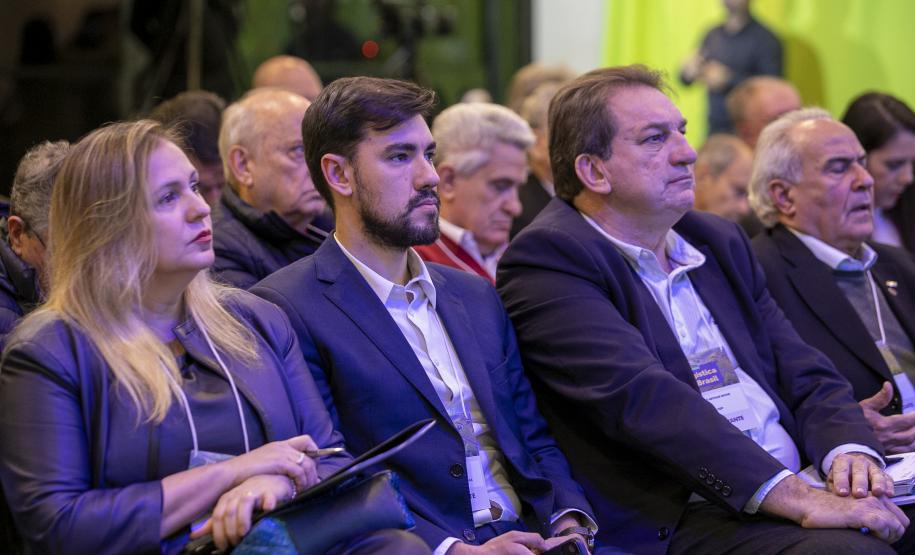 Portos do Paraná aponta inovação em concessão do canal de acesso durante debate sobre logística na Região Sul