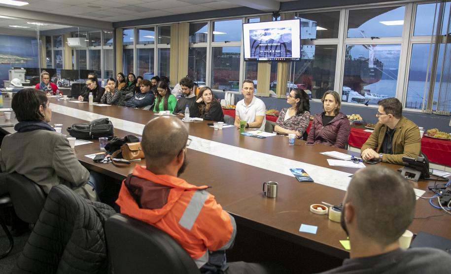 Portos do Paraná incentiva negócios com impacto socioambiental positivo