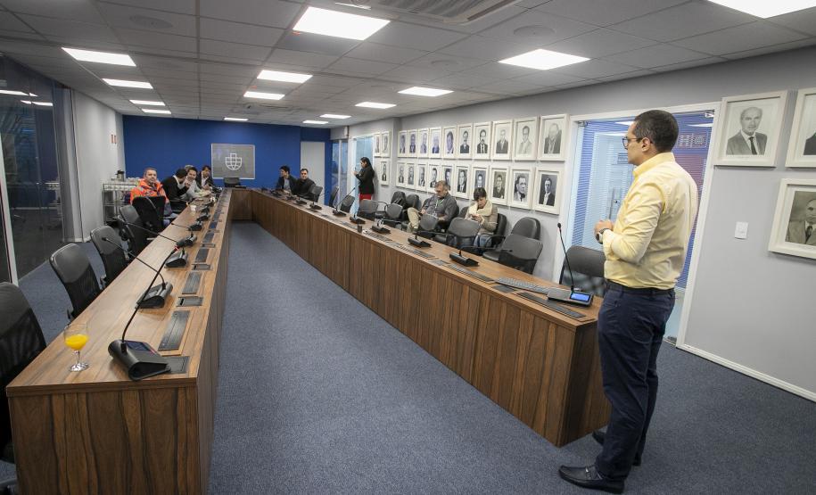 Portos do Paraná e AAPA Latam promovem encontro presencial para ampliar parcerias