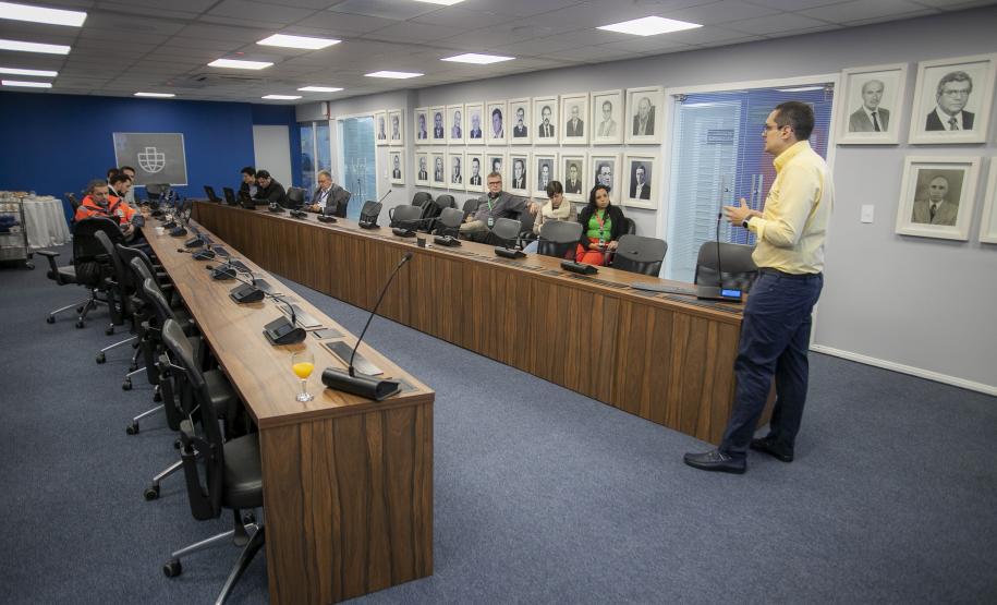 Portos do Paraná e AAPA Latam promovem encontro presencial para ampliar parcerias