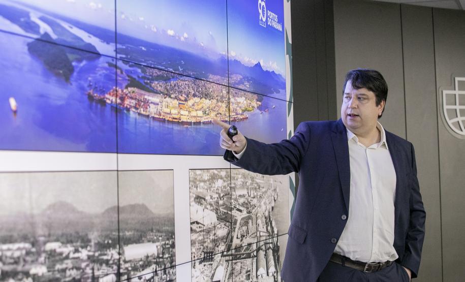 Produtores rurais de Pato Bragado visitam o Porto de Paranaguá