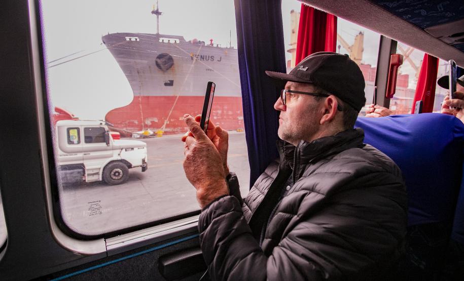 Produtores rurais de Pato Bragado visitam o Porto de Paranaguá