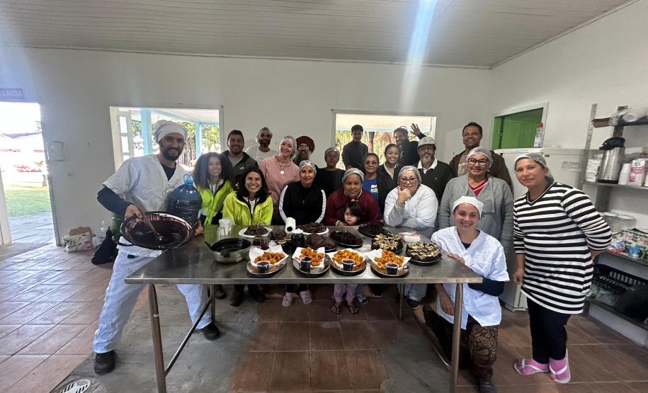 Portos do Paraná promove oficina gastronômica com açaí juçara na Ilha do Amparo