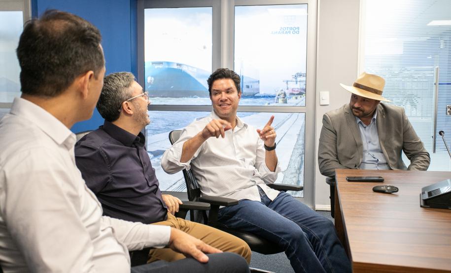 Secretário das Cidades visita o Porto de Paranaguá