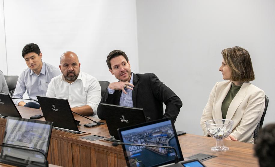 Secretário das Cidades visita o Porto de Paranaguá