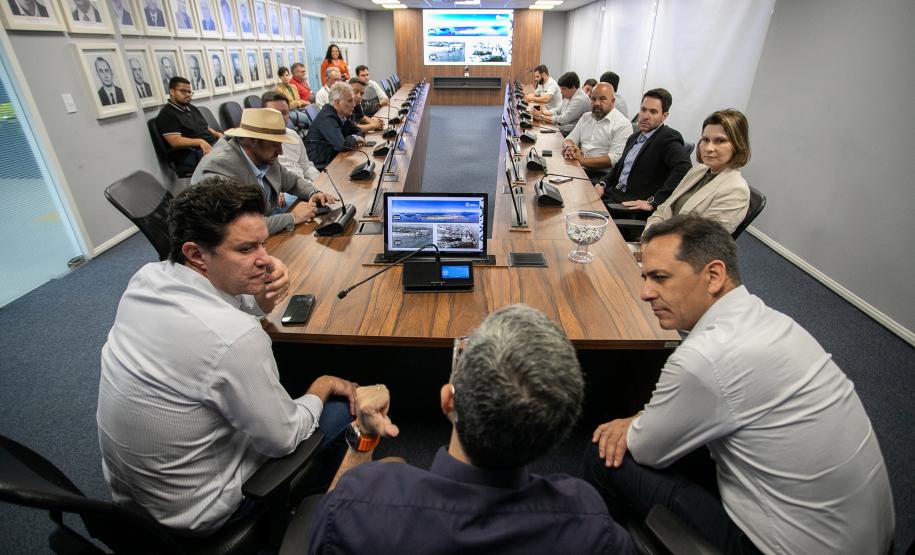 Secretário das Cidades visita o Porto de Paranaguá