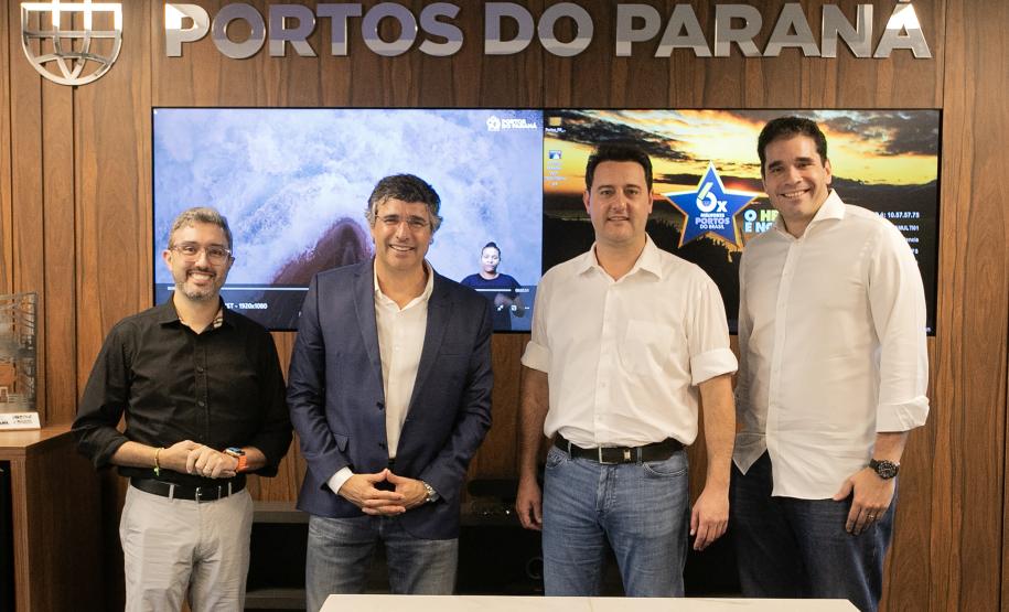 Governo assina contrato do PAR14 e empresa investirá R$ 1,2 bilhão no Porto de Paranaguá