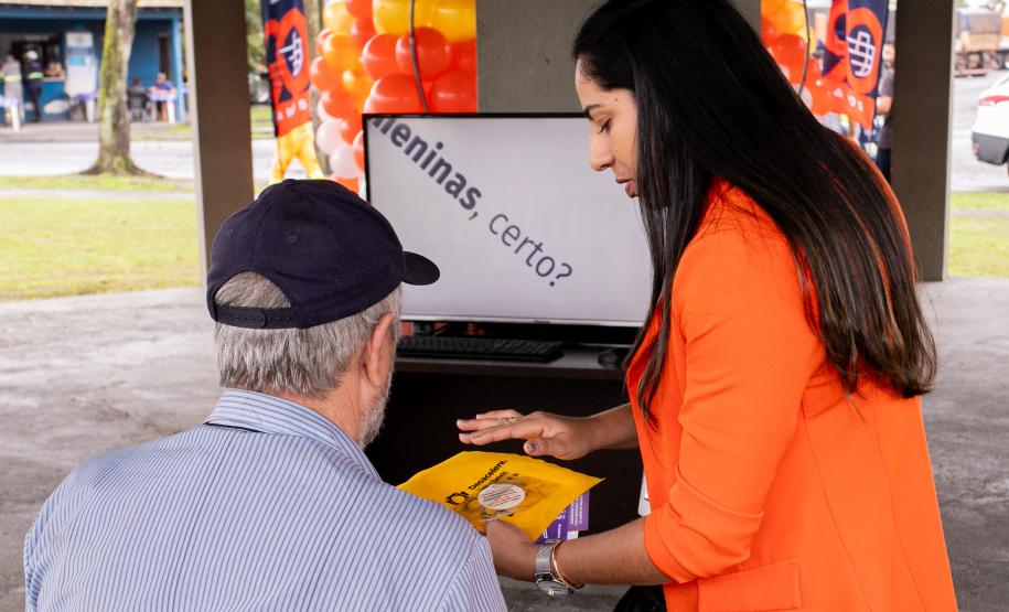 Dia nacional do caminhoneiro é comemorado no Pátio de Triagem da Portos do Paraná