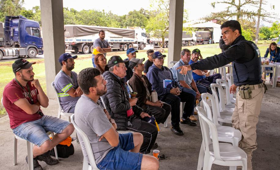 Dia nacional do caminhoneiro é comemorado no Pátio de Triagem da Portos do Paraná
