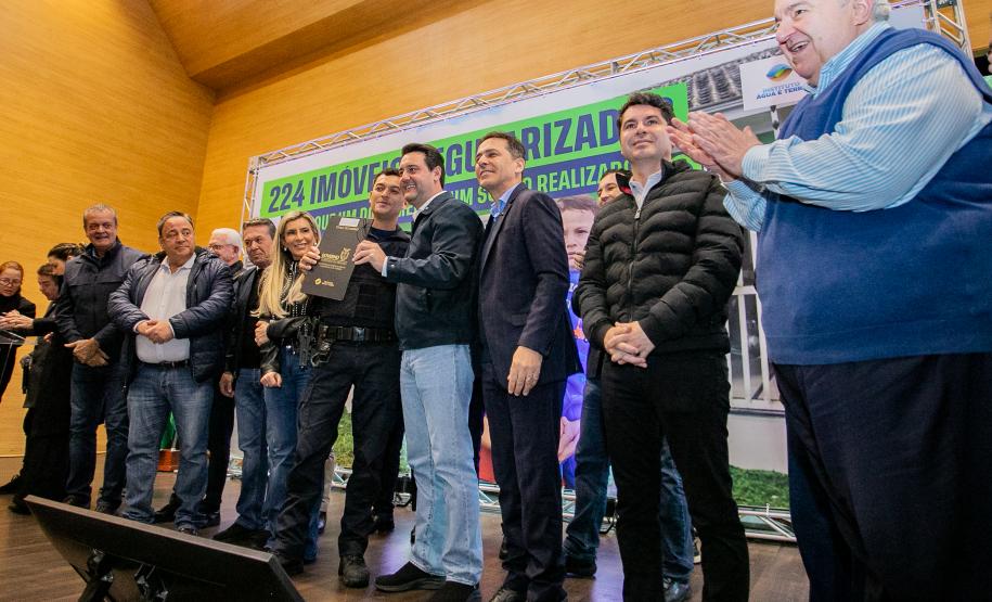 Governo vai pavimentar em concreto 15 ruas próximas ao Porto de Paranaguá