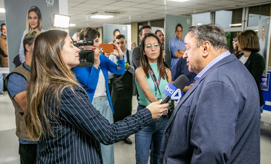 Porto de Paranaguá celebra 90 anos com exposição fotográfica dos colaboradores