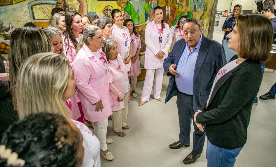 Porto de Paranaguá celebra 90 anos com exposição fotográfica dos colaboradores