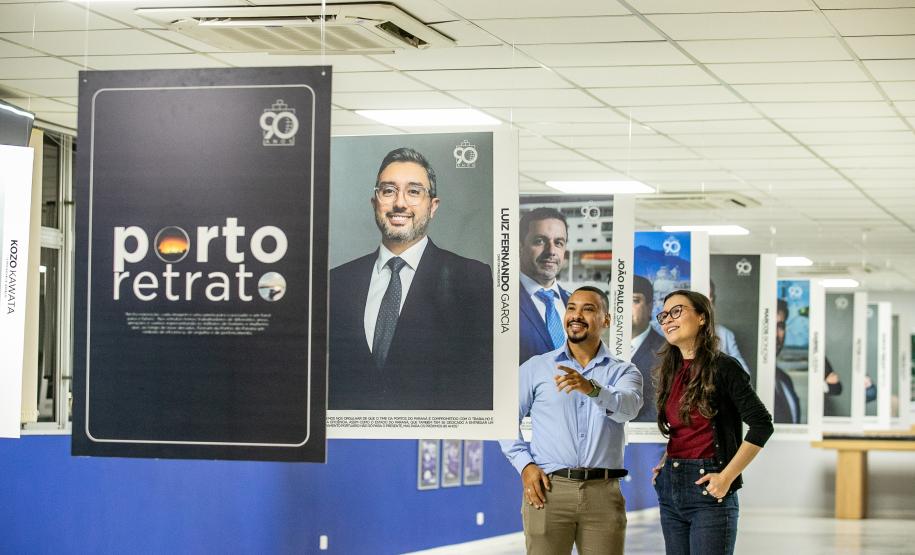 Porto de Paranaguá celebra 90 anos com exposição fotográfica dos colaboradores