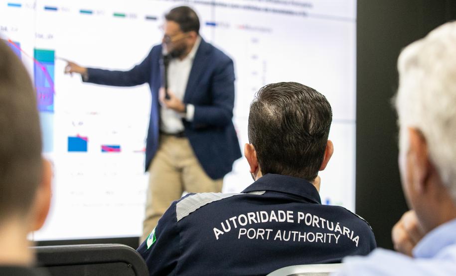 Plano Mestre da Portos do Paraná é apresentado à comunidade portuária