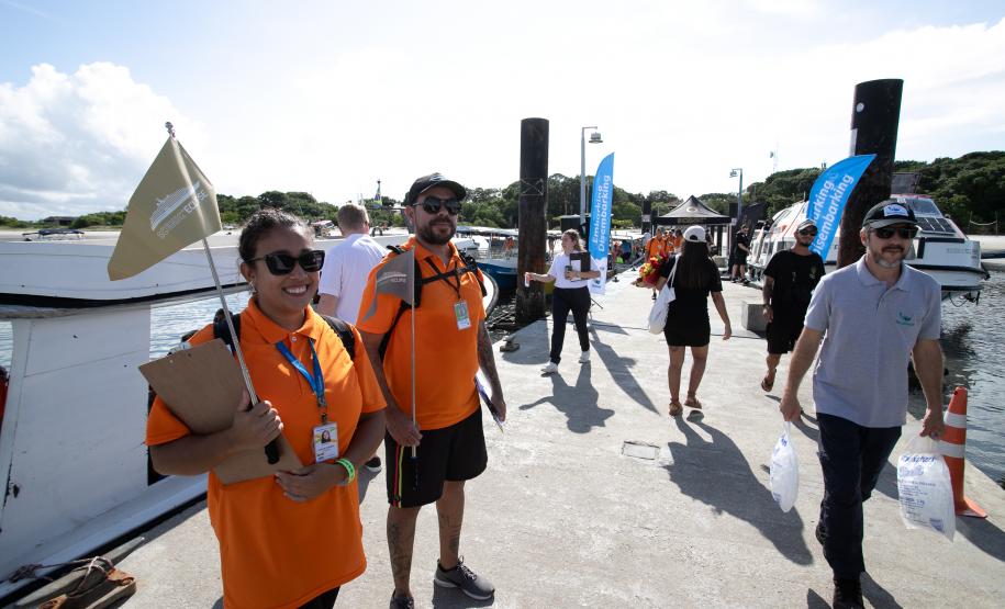 Litoral do Paraná recebe cruzeiro de luxo com passageiros da Europa e EUA